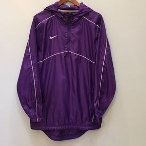 Nike quarter zip windbreaker size XS. Purple